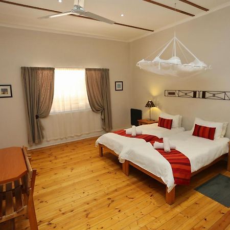 Bahnhof Hotel Aus Zewnętrze zdjęcie