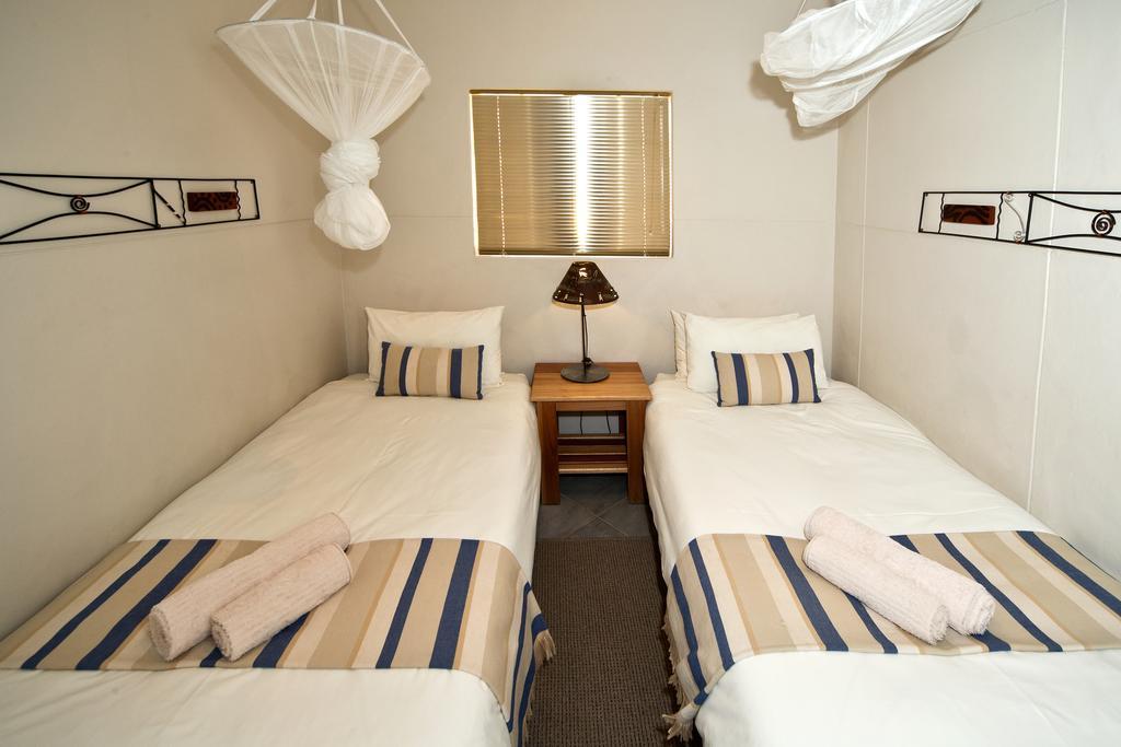 Bahnhof Hotel Aus Zewnętrze zdjęcie